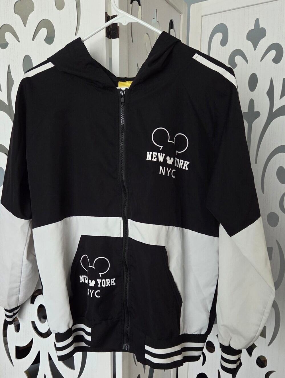 Saifon Disney NYC Mickey Mouse Graphic Hooded Track Jacket Black White S EUC